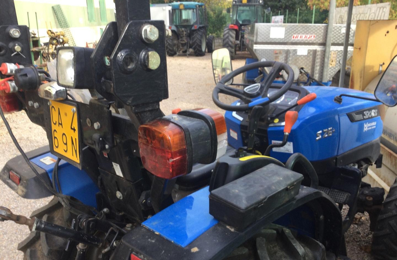 Solis 26 - Traktor: das Bild 4 Solis 26 - Traktor: das Bild 4