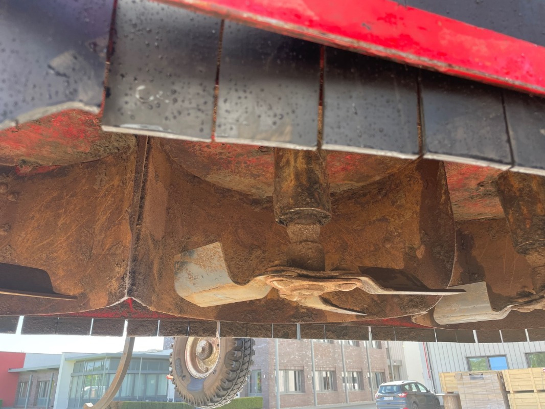 Grimme VT 170 - Traubenvollernter: das Bild 3 Grimme VT 170 - Traubenvollernter: das Bild 3