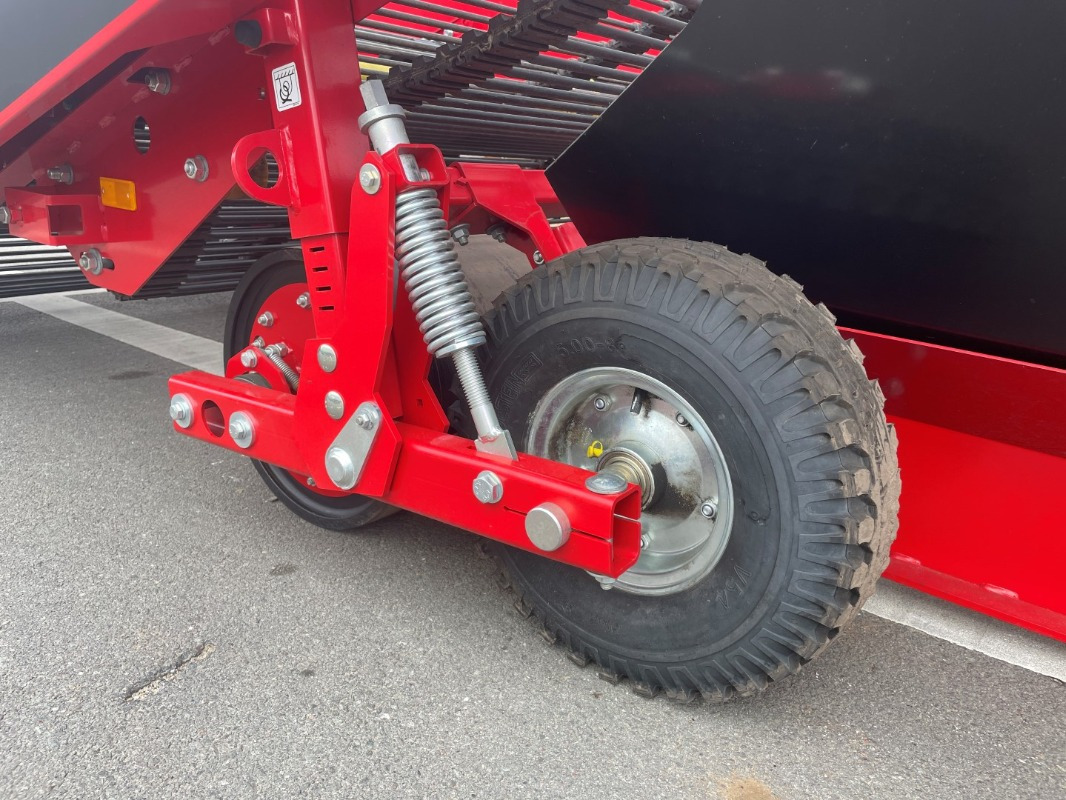 Grimme WV 165 - Traubenvollernter: das Bild 2 Grimme WV 165 - Traubenvollernter: das Bild 2