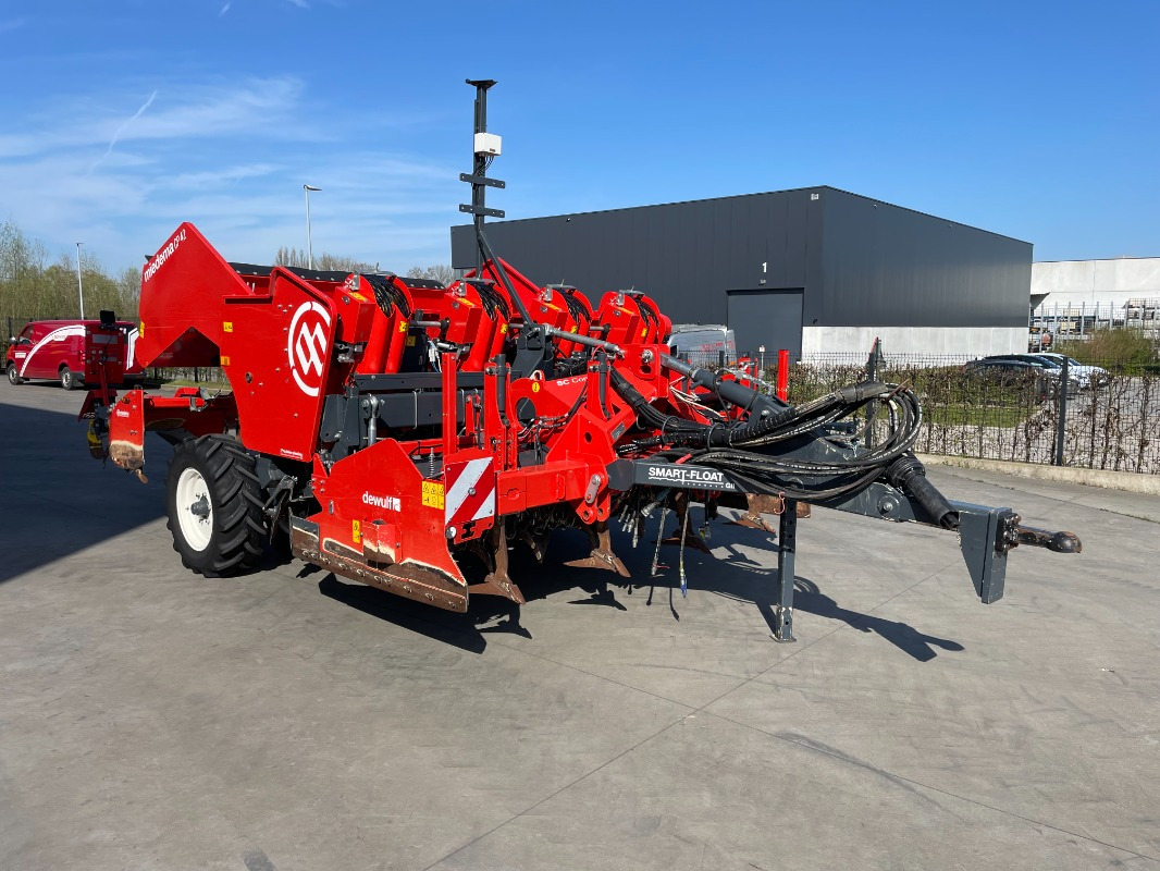 Dewulf CP 42 Trailed SC Compact - Erntemaschine: das Bild 1 Dewulf CP 42 Trailed SC Compact - Erntemaschine: das Bild 1