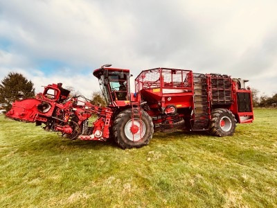 Holmer T4-30 - Technik für Bodenbearbeitung: das Bild 2 Holmer T4-30 - Technik für Bodenbearbeitung: das Bild 2