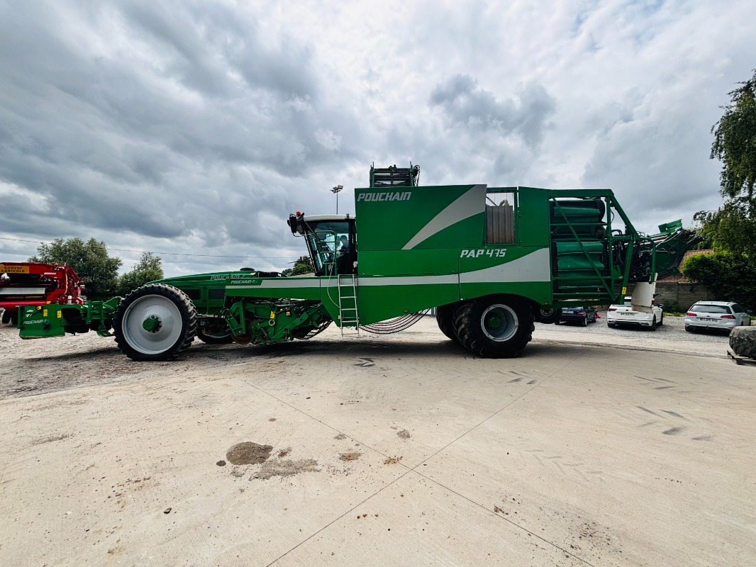 POUCHAIN PAP 475 - Erntemaschine: das Bild 1 POUCHAIN PAP 475 - Erntemaschine: das Bild 1