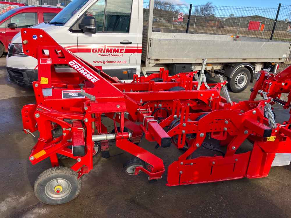 Grimme Grimme GH2, Weeder, Row Re-Former - Erntemaschine: das Bild 2 Grimme Grimme GH2, Weeder, Row Re-Former - Erntemaschine: das Bild 2