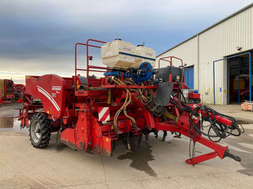 Grimme Grimme GL 430, 4 Row, Tilla/Cup Potato Planter combination - Erntemaschine: das Bild 1 Grimme Grimme GL 430, 4 Row, Tilla/Cup Potato Planter combination - Erntemaschine: das Bild 1