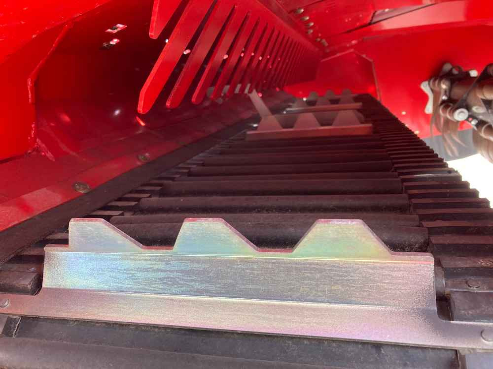Grimme Grimme HT 210 Front Mounted Self-Propelled Topper - Erntemaschine: das Bild 5 Grimme Grimme HT 210 Front Mounted Self-Propelled Topper - Erntemaschine: das Bild 5