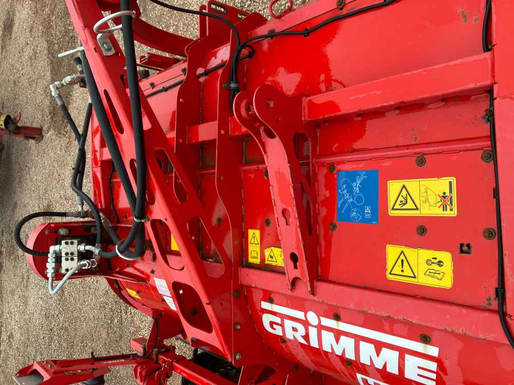 Grimme Grimme HT 210 Front Mounted Self-Propelled Topper - Erntemaschine: das Bild 5 Grimme Grimme HT 210 Front Mounted Self-Propelled Topper - Erntemaschine: das Bild 5