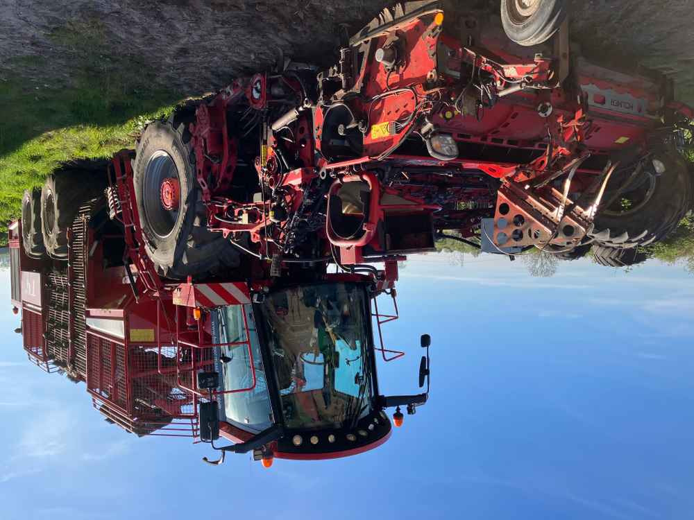 Holmer Holmer T4-40 Self-Propelled Sugarbeet Harvester - Technik für Bodenbearbeitung: das Bild 1 Holmer Holmer T4-40 Self-Propelled Sugarbeet Harvester - Technik für Bodenbearbeitung: das Bild 1