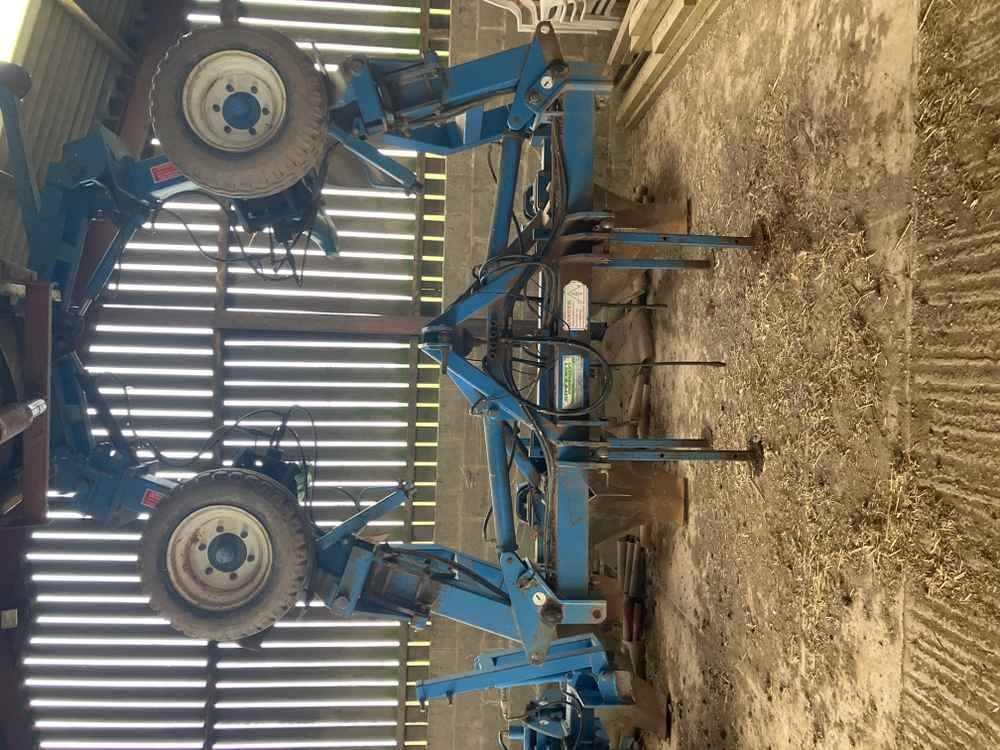 Standen BFT - Zubehör für Erntemaschine: das Bild 1 Standen BFT - Zubehör für Erntemaschine: das Bild 1