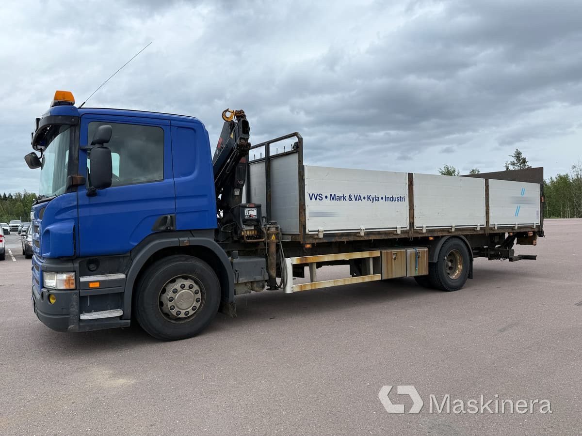 Brädgårdsbil med kran Scania P320 - Pritsche LKW, Autokran: das Bild 1 Brädgårdsbil med kran Scania P320 - Pritsche LKW, Autokran: das Bild 1