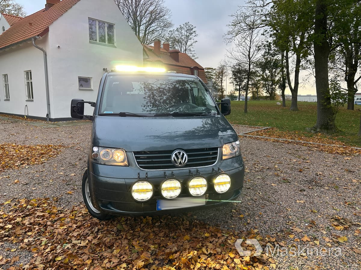 Flakbil Volkswagen Transporter dubbelhytt - Kleintransporter: das Bild 2 Flakbil Volkswagen Transporter dubbelhytt - Kleintransporter: das Bild 2