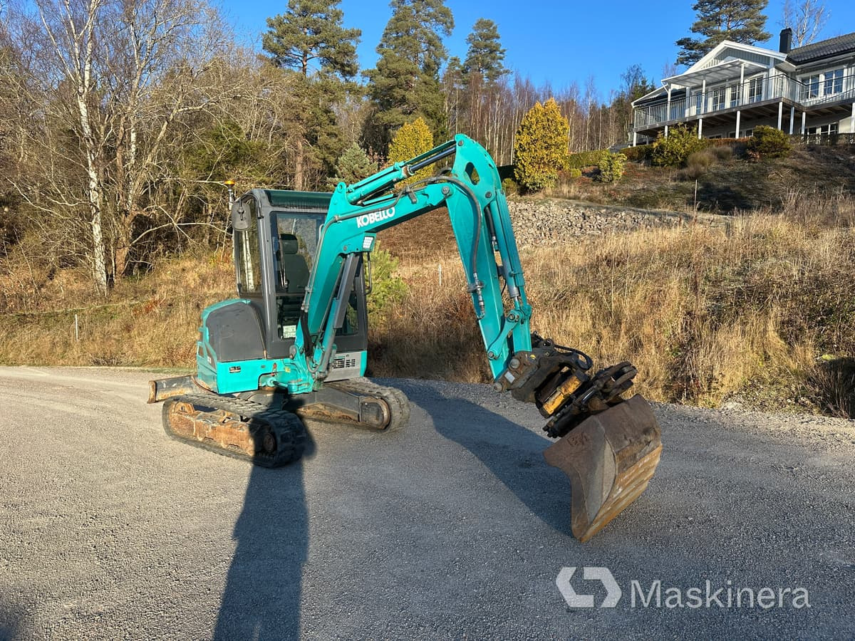 Kettenbagger Grävmaskin Kobelco SK26: das Bild 8