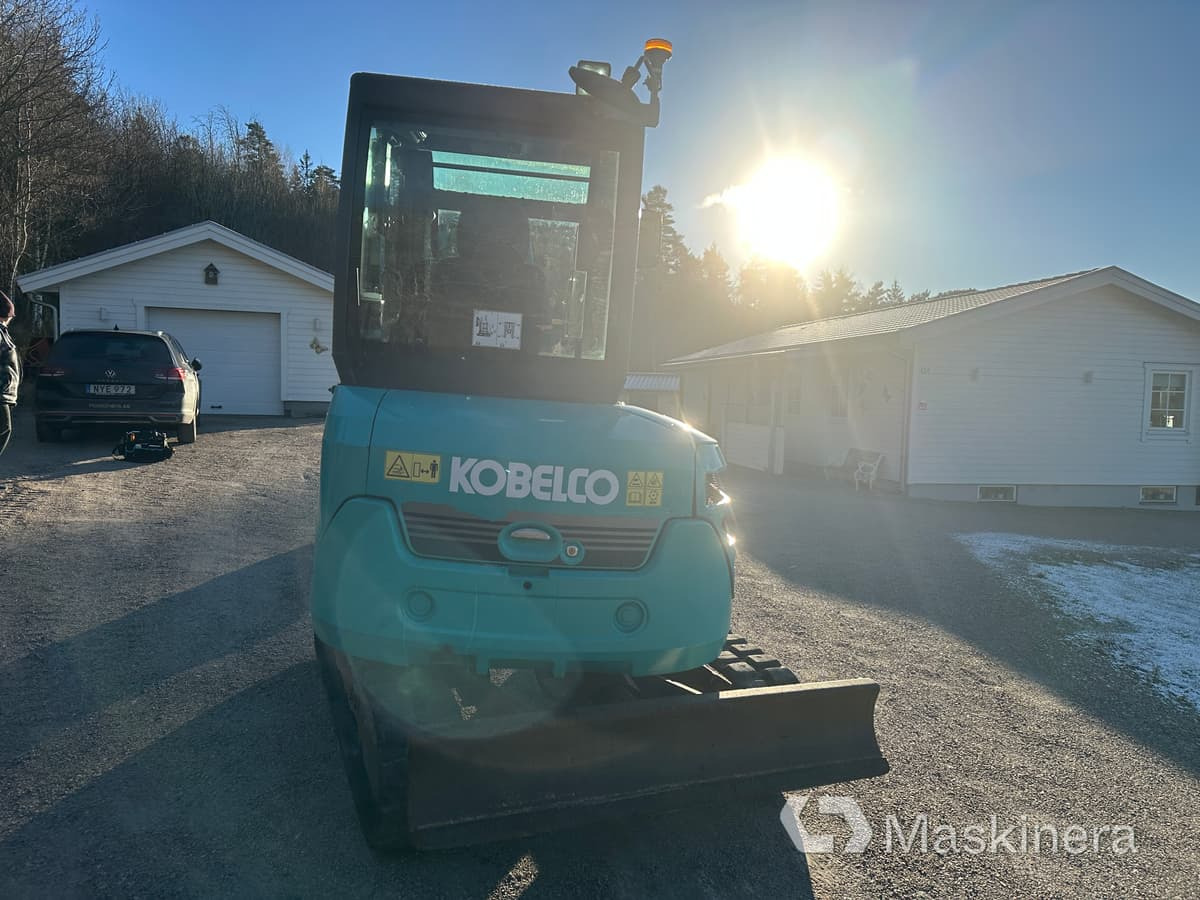 Grävmaskin Kobelco SK26 - Kettenbagger: das Bild 4 Grävmaskin Kobelco SK26 - Kettenbagger: das Bild 4
