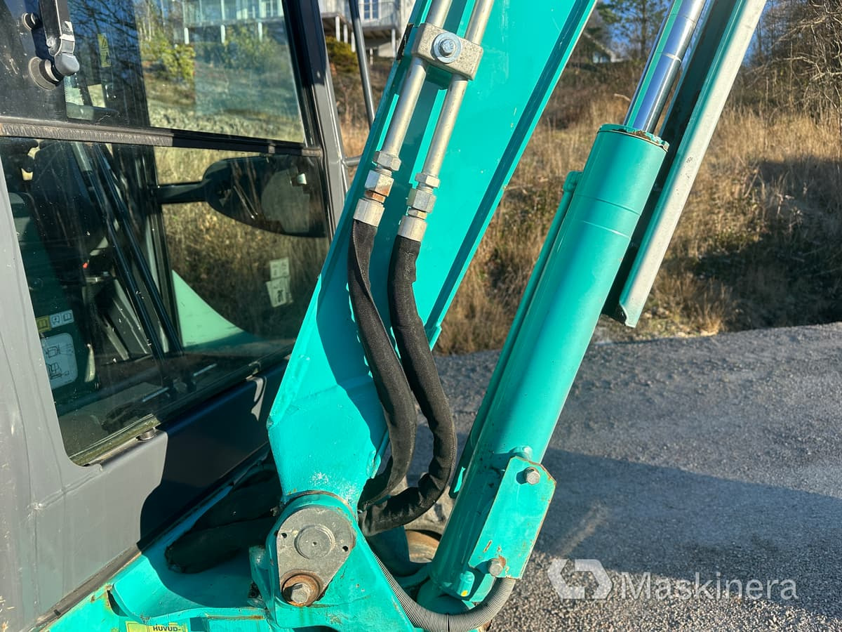 Kettenbagger Grävmaskin Kobelco SK26: das Bild 37
