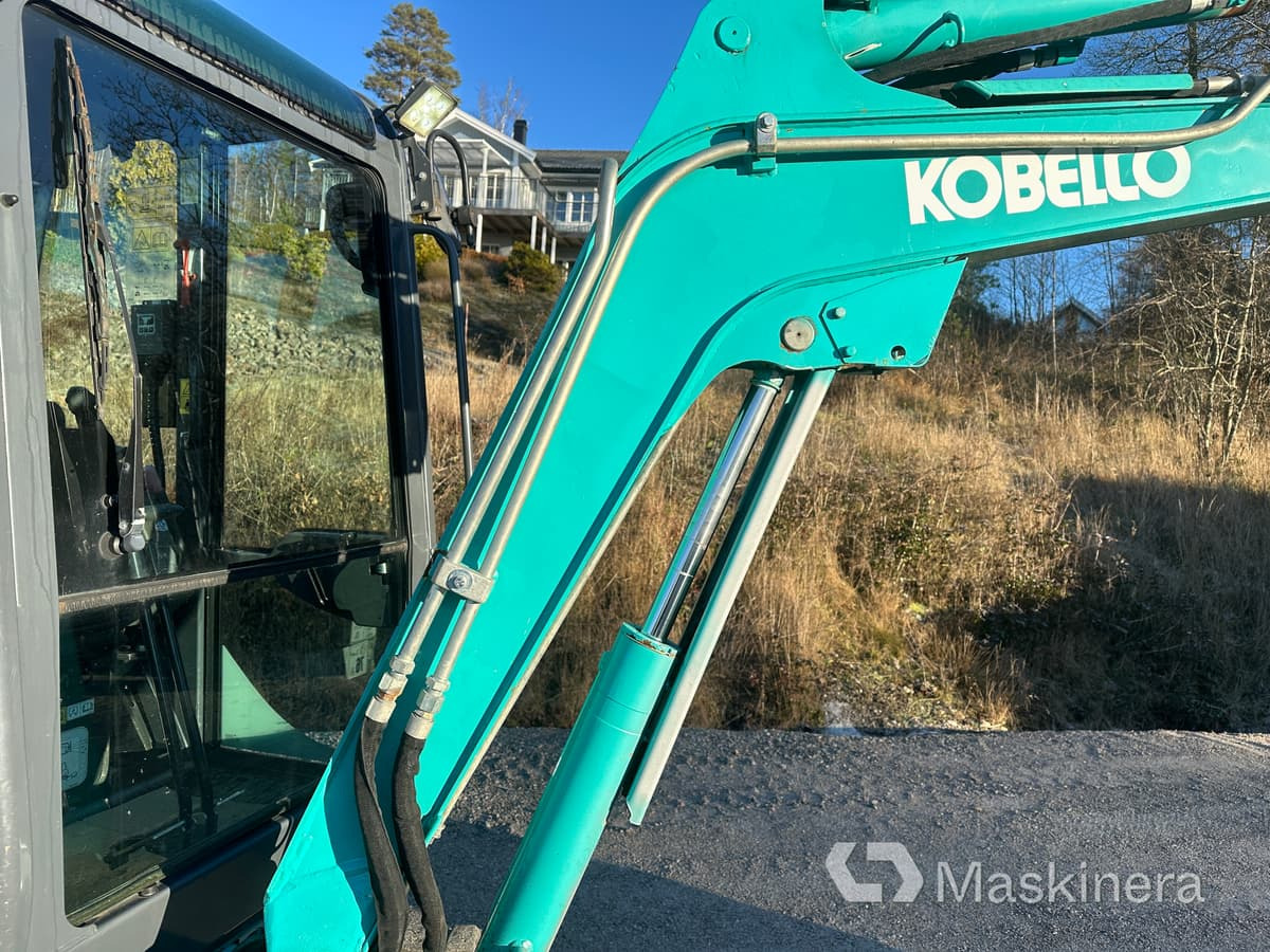 Kettenbagger Grävmaskin Kobelco SK26: das Bild 38