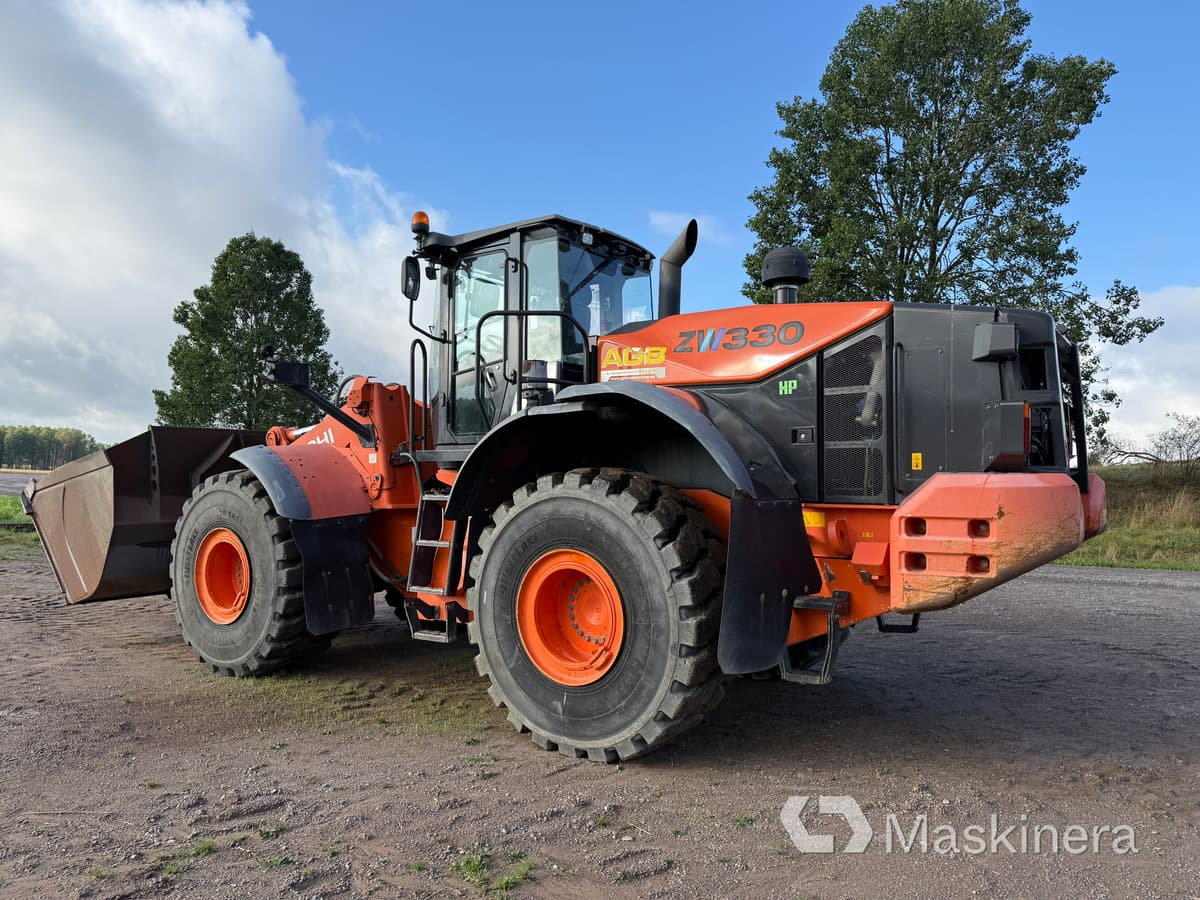 Hjullastare Hitachi ZW330-5B - Radlader: das Bild 3 Hjullastare Hitachi ZW330-5B - Radlader: das Bild 3