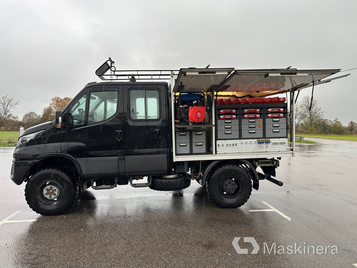 Iveco Daily 55-180 4x4 3.0 Arbetsbil Iveco Daily 4x4 3.0 - Kastenwagen: das Bild 2 Iveco Daily 55-180 4x4 3.0 Arbetsbil Iveco Daily 4x4 3.0 - Kastenwagen: das Bild 2