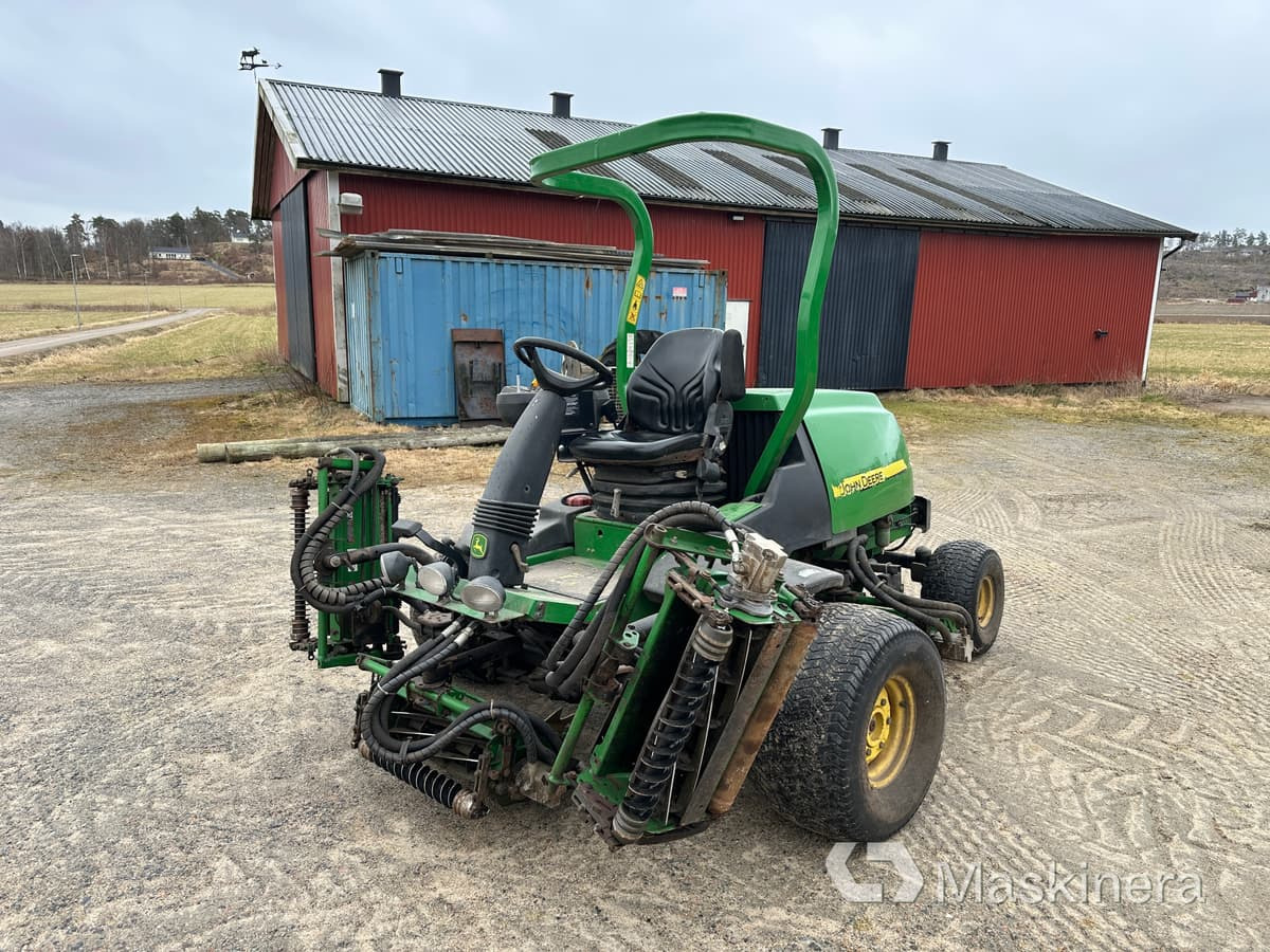 John Deere 7700 PC FM PrecisionCut Fairwayklippare - Rasenmäher: das Bild 1 John Deere 7700 PC FM PrecisionCut Fairwayklippare - Rasenmäher: das Bild 1