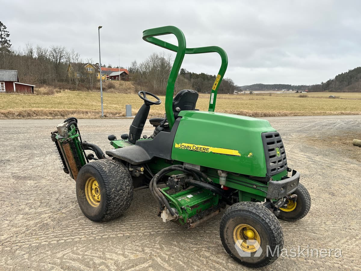 John Deere 7700 PC FM PrecisionCut Fairwayklippare - Rasenmäher: das Bild 3 John Deere 7700 PC FM PrecisionCut Fairwayklippare - Rasenmäher: das Bild 3