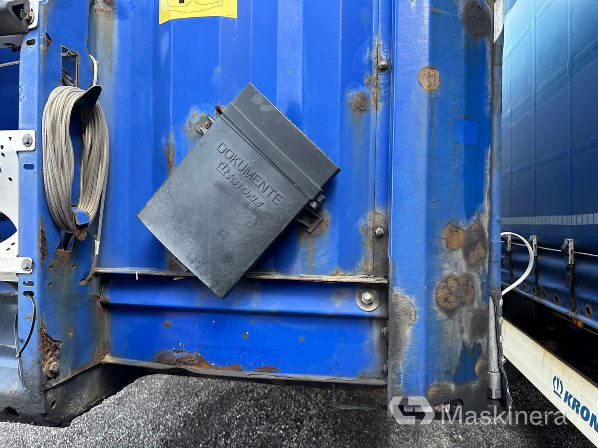 Krone SD Kapelltrailer Krone - Planenauflieger: das Bild 4 Krone SD Kapelltrailer Krone - Planenauflieger: das Bild 4