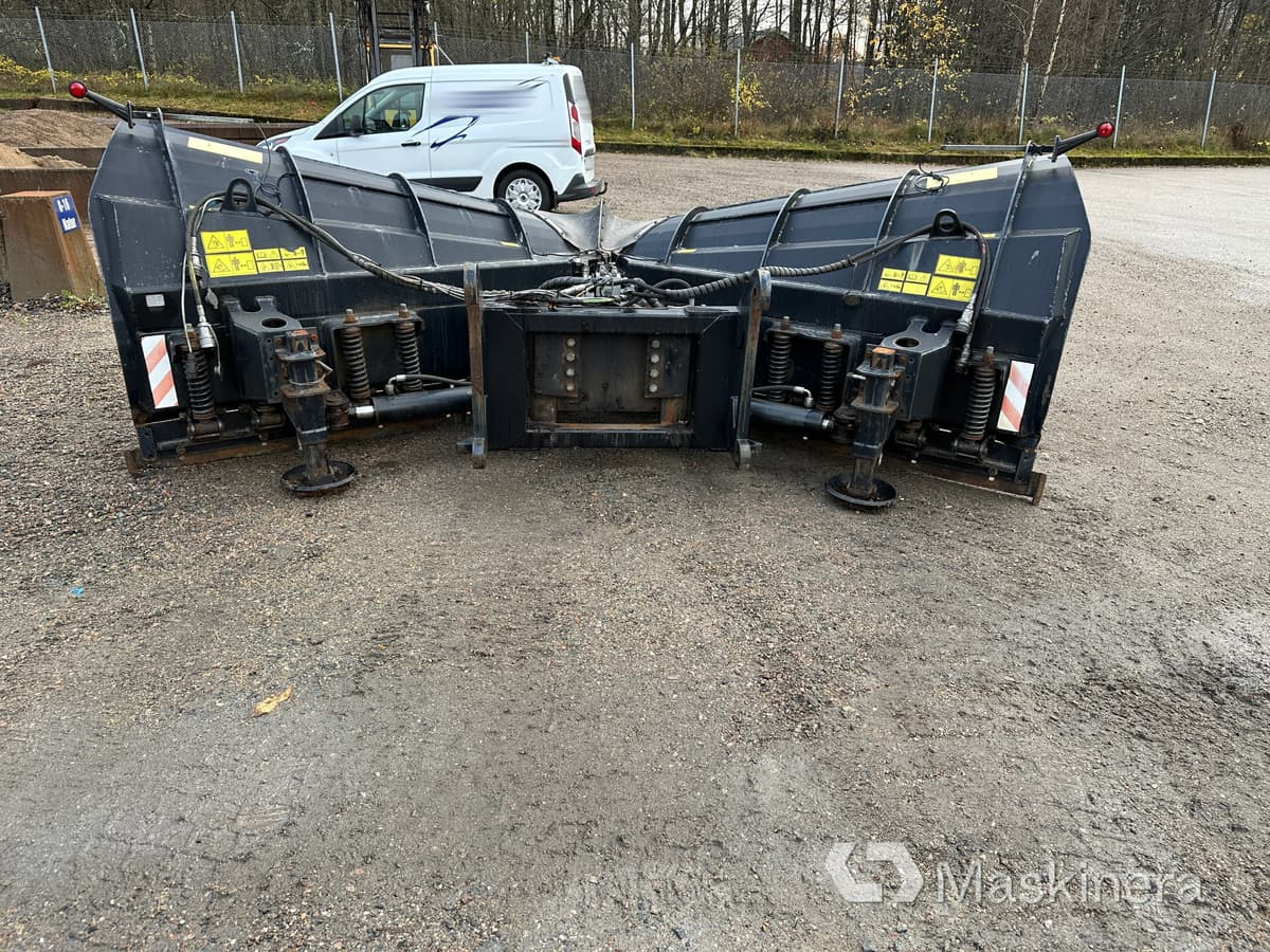 Pronar PUV 4000 HD Vikplog Pronar PUV 4000 HD - Schneepflug: das Bild 4 Pronar PUV 4000 HD Vikplog Pronar PUV 4000 HD - Schneepflug: das Bild 4