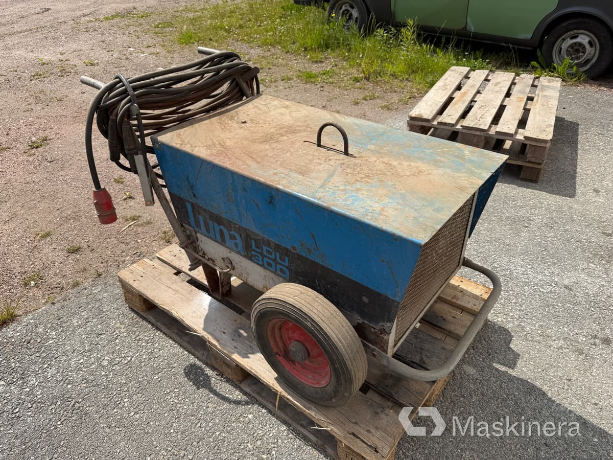 Svets Luna LDU 300 (rep.objekt) - Schweissgeräte: das Bild 1 Svets Luna LDU 300 (rep.objekt) - Schweissgeräte: das Bild 1