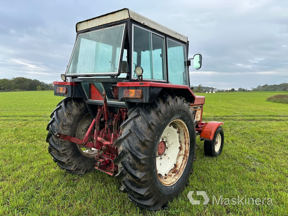 Traktor International 844 - Traktor: das Bild 5 Traktor International 844 - Traktor: das Bild 5