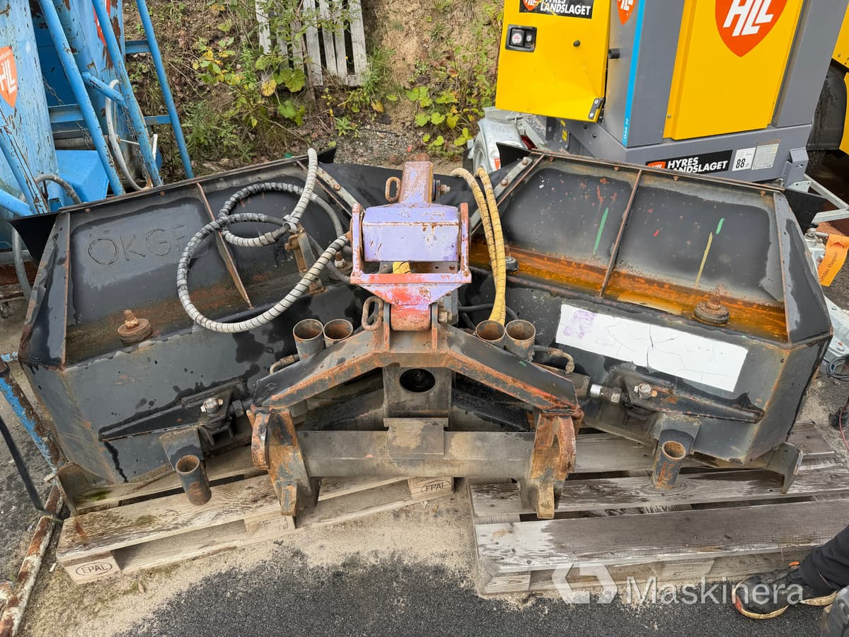 Vikplog Holms KHV-240 Trima fäste - Schneepflug: das Bild 1 Vikplog Holms KHV-240 Trima fäste - Schneepflug: das Bild 1