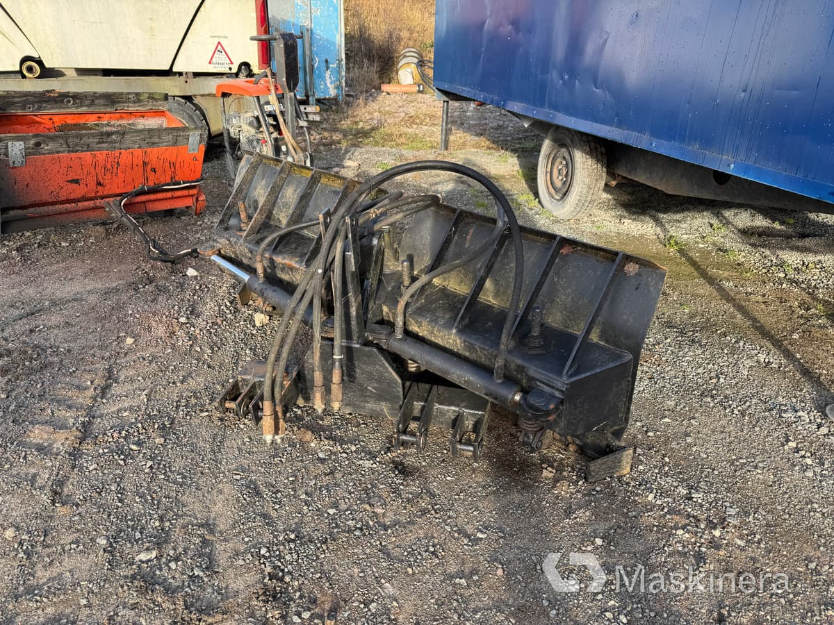 Vikplog / Snöblad 3-punktsfäste - Schneepflug: das Bild 5 Vikplog / Snöblad 3-punktsfäste - Schneepflug: das Bild 5