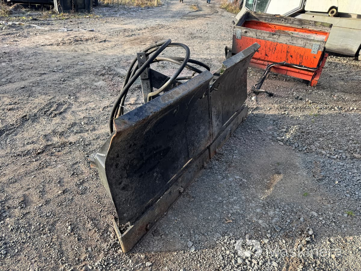 Vikplog / Snöblad 3-punktsfäste - Schneepflug: das Bild 3 Vikplog / Snöblad 3-punktsfäste - Schneepflug: das Bild 3