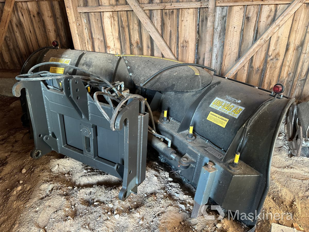 Vikplog Uni-väg UV-320 Stora BM - Schneepflug: das Bild 1 Vikplog Uni-väg UV-320 Stora BM - Schneepflug: das Bild 1