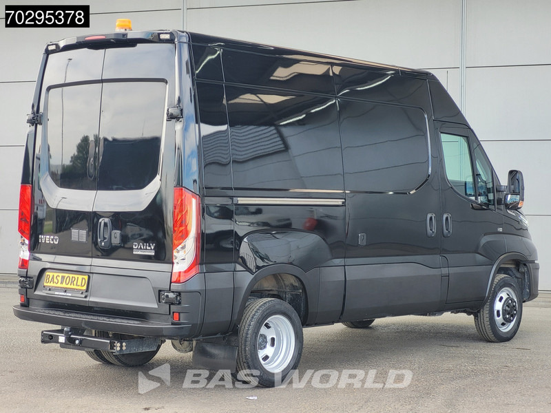 Iveco Daily 35C18 3.0L Automaat L2H2 Dubbellucht 3,5t Trekhaak Navi Airco Cruise Camera Euro6 L2 Airco Trekhaak Cruise control - Kastenwagen: das Bild 5 Iveco Daily 35C18 3.0L Automaat L2H2 Dubbellucht 3,5t Trekhaak Navi Airco Cruise Camera Euro6 L2 Airco Trekhaak Cruise control - Kastenwagen: das Bild 5