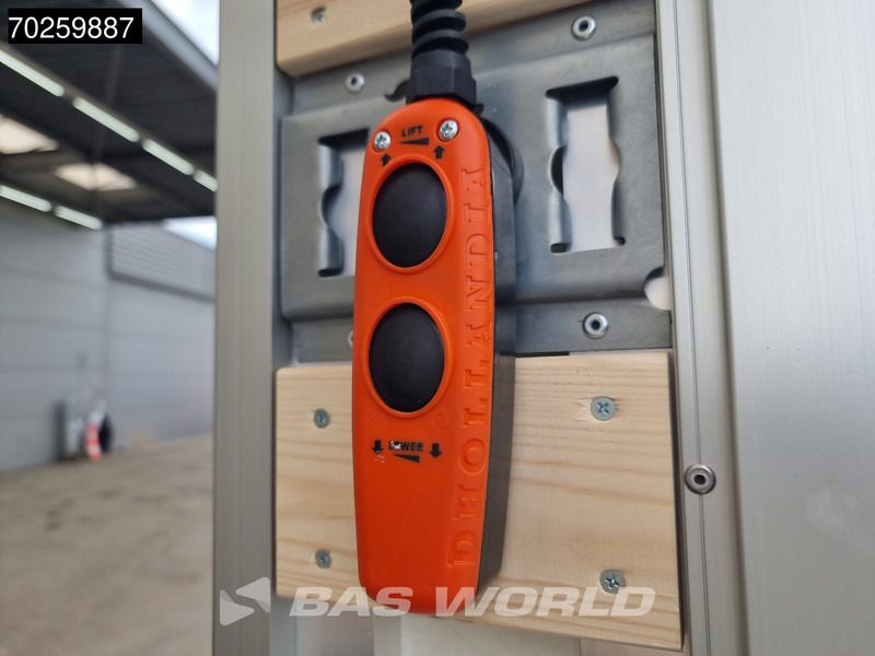 Iveco Daily 35C18 Automaat Luchtvering Laadklep Zijdeur LED Navi Camera Bakwagen Meubelbak Koffer Airco Cruise control – Leasing Iveco Daily 35C18 Automaat Luchtvering Laadklep Zijdeur LED Navi Camera Bakwagen Meubelbak Koffer Airco Cruise control: das Bild 11