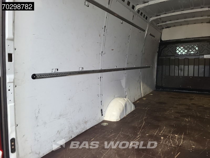 Kastenwagen Iveco Daily 35S16 L3H2 3,5t Trekgewicht Airco Cruise Parkeersensoren Euro6 L3 Airco Cruise control: das Bild 8 Kastenwagen Iveco Daily 35S16 L3H2 3,5t Trekgewicht Airco Cruise Parkeersensoren Euro6 L3 Airco Cruise control: das Bild 8