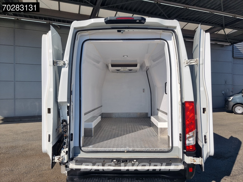 Iveco Daily 35S16 SCHADE/DAMAGE! Koelwagen Vriezer Automaat Thermo King V-300 MAX Airco Cruise Parkeersensoren Kühl Kühler Koel Koeler Kühlw - Kühltransporter: das Bild 3 Iveco Daily 35S16 SCHADE/DAMAGE! Koelwagen Vriezer Automaat Thermo King V-300 MAX Airco Cruise Parkeersensoren Kühl Kühler Koel Koeler Kühlw - Kühltransporter: das Bild 3