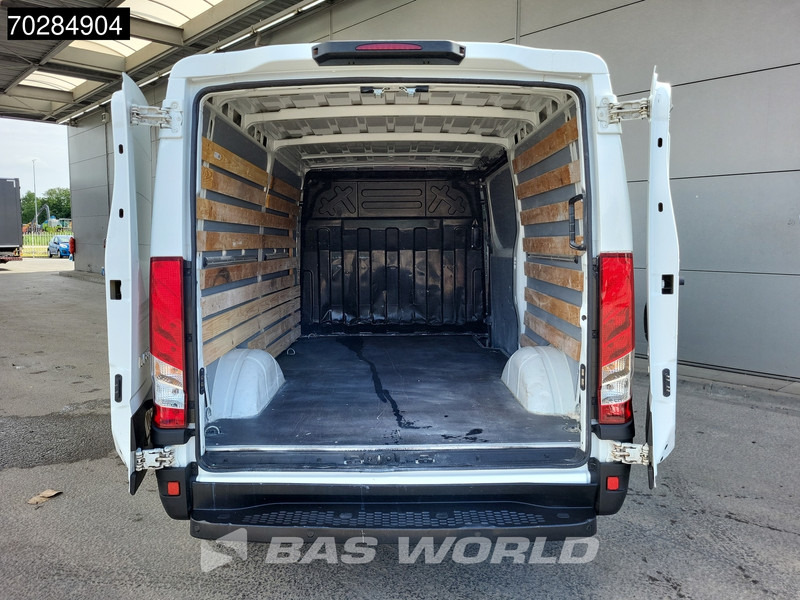 Iveco Daily 35S18 3.0L Automaat 180PK Airco Cruise 3,5t Trekgewicht Euro6 APK 05-2026 9m3 Airco Cruise control - Kastenwagen: das Bild 3 Iveco Daily 35S18 3.0L Automaat 180PK Airco Cruise 3,5t Trekgewicht Euro6 APK 05-2026 9m3 Airco Cruise control - Kastenwagen: das Bild 3