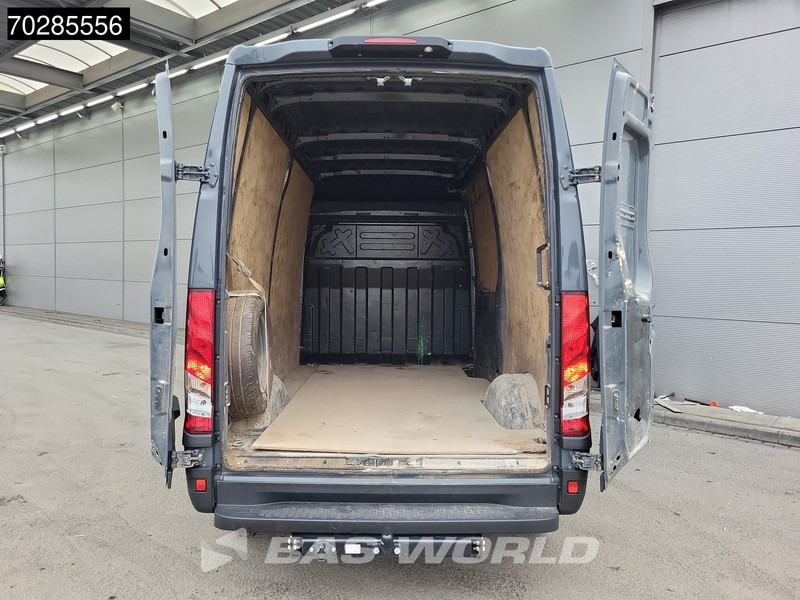 Iveco Daily 35S18 3.0L Automaat 180PK L2H2 3500kg Trekhaak LED Navi Airco Cruise Camera Euro6 L2 11m3 Airco Trekhaak Cruise control - Kastenwagen: das Bild 3 Iveco Daily 35S18 3.0L Automaat 180PK L2H2 3500kg Trekhaak LED Navi Airco Cruise Camera Euro6 L2 11m3 Airco Trekhaak Cruise control - Kastenwagen: das Bild 3
