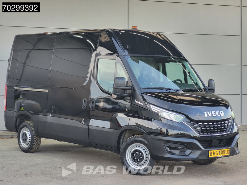 Iveco Daily 35S18 3.0L Automaat L2H2 180PK ACC LED Navi Airco 3,5t Trekgewicht Euro6 L2H2 Airco - Kastenwagen: das Bild 3 Iveco Daily 35S18 3.0L Automaat L2H2 180PK ACC LED Navi Airco 3,5t Trekgewicht Euro6 L2H2 Airco - Kastenwagen: das Bild 3
