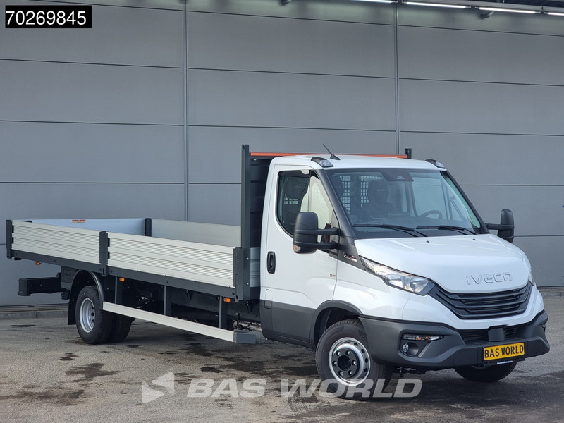Iveco Daily 70C18 3.0L Automaat 525cm Open laadbak XXL Trekhaak ACC Navi Airco Pickup Pritsche 5m3 Airco Trekhaak - Pritsche Transporter: das Bild 3 Iveco Daily 70C18 3.0L Automaat 525cm Open laadbak XXL Trekhaak ACC Navi Airco Pickup Pritsche 5m3 Airco Trekhaak - Pritsche Transporter: das Bild 3