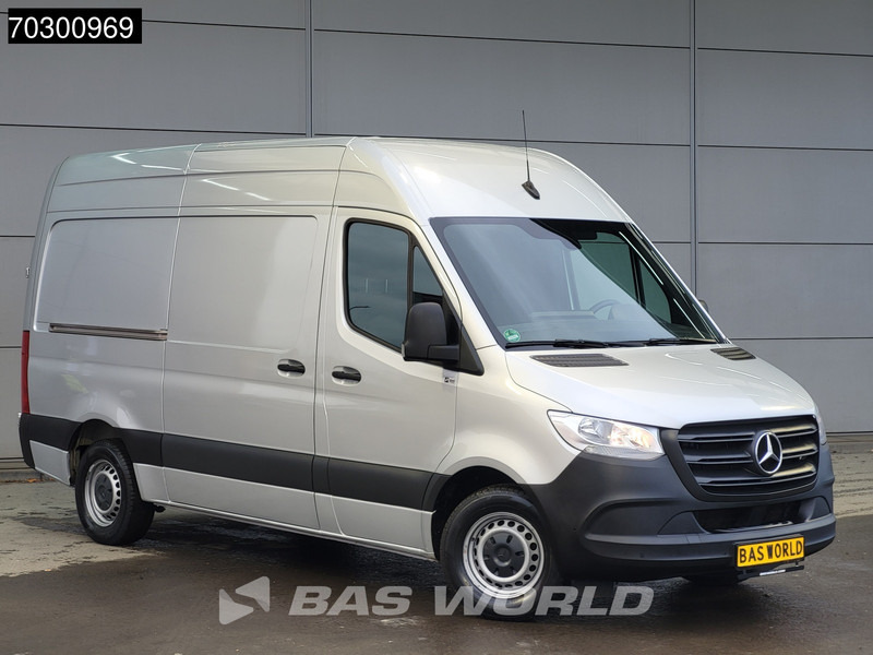 Mercedes-Benz Sprinter 315 CDI Automaat L2H2 150PK Airco Camera Parkeersensoren MBUX CarPlay Euro6 L2 Airco - Kleintransporter: das Bild 3 Mercedes-Benz Sprinter 315 CDI Automaat L2H2 150PK Airco Camera Parkeersensoren MBUX CarPlay Euro6 L2 Airco - Kleintransporter: das Bild 3