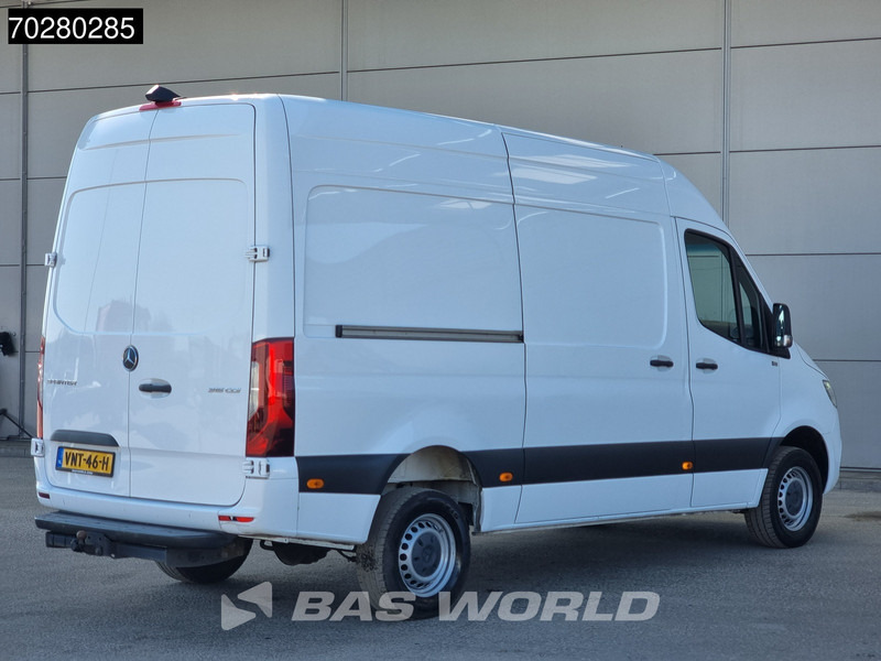 Mercedes-Benz Sprinter 315 CDI Automaat L2H2 LED Trekhaak Navi Airco Cruise Camera MBUX L2 10m3 Airco Trekhaak Cruise control - Kastenwagen: das Bild 5 Mercedes-Benz Sprinter 315 CDI Automaat L2H2 LED Trekhaak Navi Airco Cruise Camera MBUX L2 10m3 Airco Trekhaak Cruise control - Kastenwagen: das Bild 5
