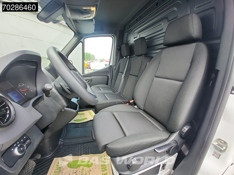 Kastenwagen Mercedes-Benz Sprinter 317 CDI Automaat L2H2 Navi Airco Cruise Camera Parkeersensoren MBUX Euro6 L2 12m3 Airco Cruise control: das Bild 12