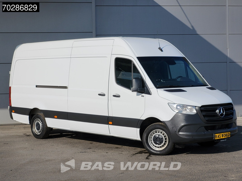 Mercedes-Benz Sprinter 317 CDI Automaat L3H2 3500KG Trekhaak 170PK Airco Camera Parkeersensoren MBUX CarPlay Euro6 L3 16m3 Airco Trekhaak - Kastenwagen: das Bild 5 Mercedes-Benz Sprinter 317 CDI Automaat L3H2 3500KG Trekhaak 170PK Airco Camera Parkeersensoren MBUX CarPlay Euro6 L3 16m3 Airco Trekhaak - Kastenwagen: das Bild 5