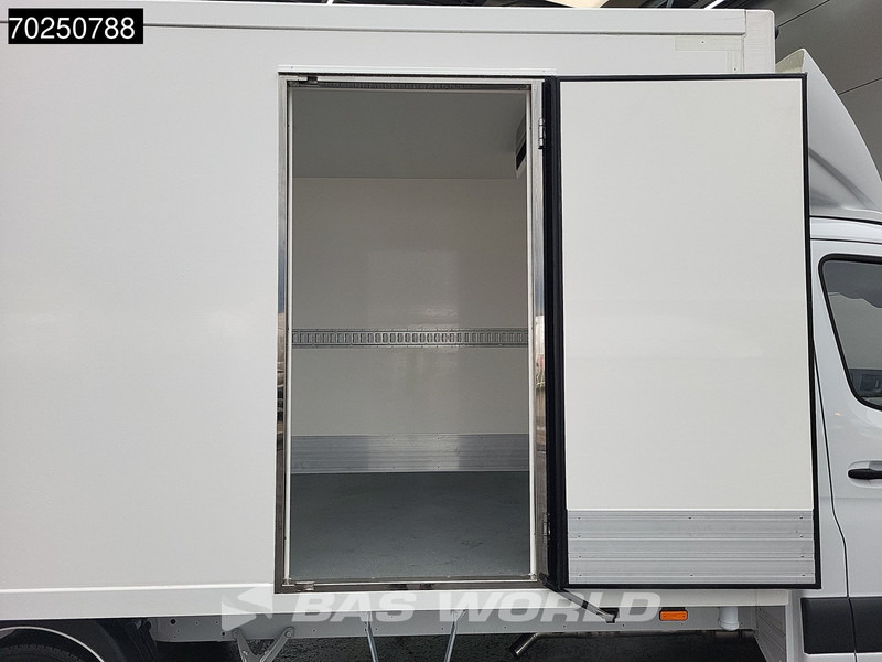 Kühltransporter neu kaufen Mercedes-Benz Sprinter 317 CDI Koelwagen Automaat Zijdeur 2025-Model Thermo King V-300max 230v-Stekker 170PK Airco Cruise MBUX CarPlay Euro6 Koel Koele: das Bild 8