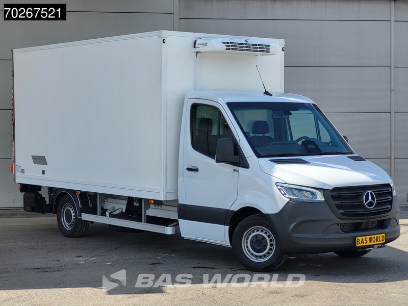 Mercedes-Benz Sprinter 317 CDI Koelwagen Vriezer Laadklep Thermo King V-200 MAX 230V Stekker LED Airco Euro6 Koel Koeler Kühl Kühler Vries Vriezer Kühl - Kühltransporter: das Bild 5 Mercedes-Benz Sprinter 317 CDI Koelwagen Vriezer Laadklep Thermo King V-200 MAX 230V Stekker LED Airco Euro6 Koel Koeler Kühl Kühler Vries Vriezer Kühl - Kühltransporter: das Bild 5