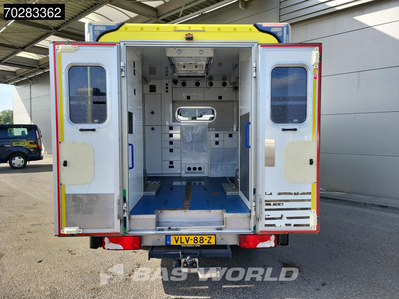 Mercedes-Benz Sprinter 519 CDI MARGE! 3.0L V6 Automaat 190PK Ambulance Trekhaak Airco Cruise APK 02-2026 Euro6 Rettungswagen Krankenwagen 13m3 Airco Tr - Krankenwagen: das Bild 3 Mercedes-Benz Sprinter 519 CDI MARGE! 3.0L V6 Automaat 190PK Ambulance Trekhaak Airco Cruise APK 02-2026 Euro6 Rettungswagen Krankenwagen 13m3 Airco Tr - Krankenwagen: das Bild 3