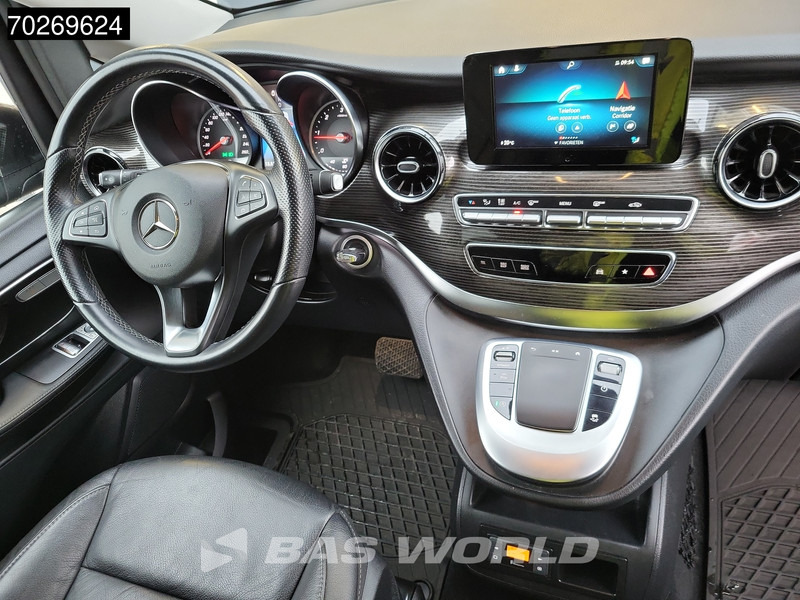 Innenraum Bild 1: Kleinbus, Personentransporter Mercedes-Benz V-Klasse 220 L2H1 Ex.BPM Leder Camera Navi Trekhaak PDC Airco Cruise CarPlay Airco Dubbel cabine Trekhaak Cruise control