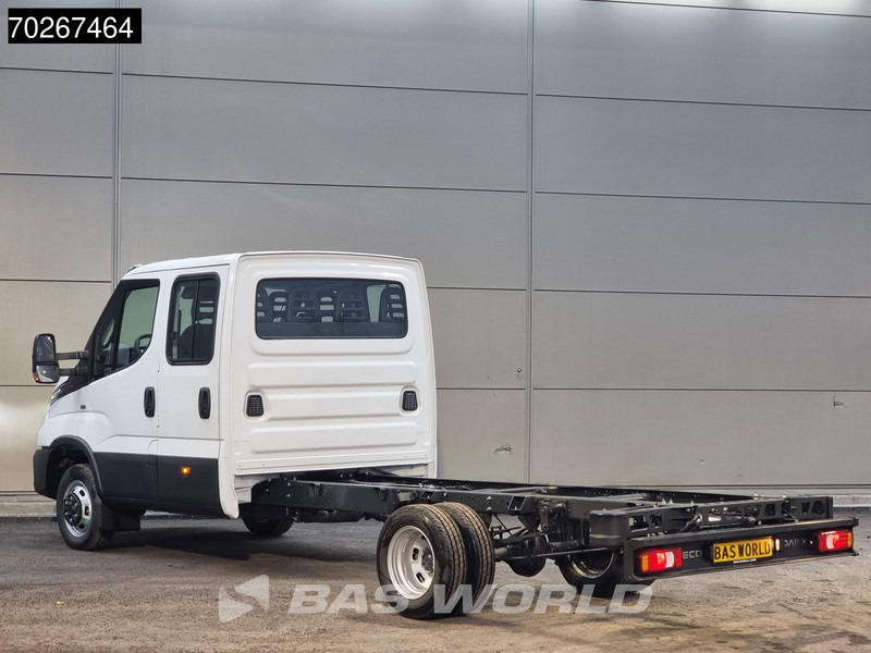 Iveco Daily 35C18 3.0L Dubbel Cabine Chassis 410WB 2025 model LED Navi Camera Airco Cruise Fahrgestell Airco Dubbel cabine Cruise control - Transporter: das Bild 2 Iveco Daily 35C18 3.0L Dubbel Cabine Chassis 410WB 2025 model LED Navi Camera Airco Cruise Fahrgestell Airco Dubbel cabine Cruise control - Transporter: das Bild 2