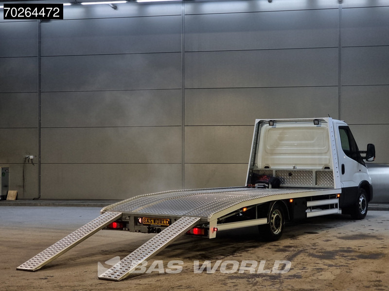 Iveco Daily 35S18 3.0L Automaat Autotransporter 2025model LED ACC Lier Trekhaak Oprijwagen Cartransporter Airco Trekhaak - Transporter: das Bild 3 Iveco Daily 35S18 3.0L Automaat Autotransporter 2025model LED ACC Lier Trekhaak Oprijwagen Cartransporter Airco Trekhaak - Transporter: das Bild 3