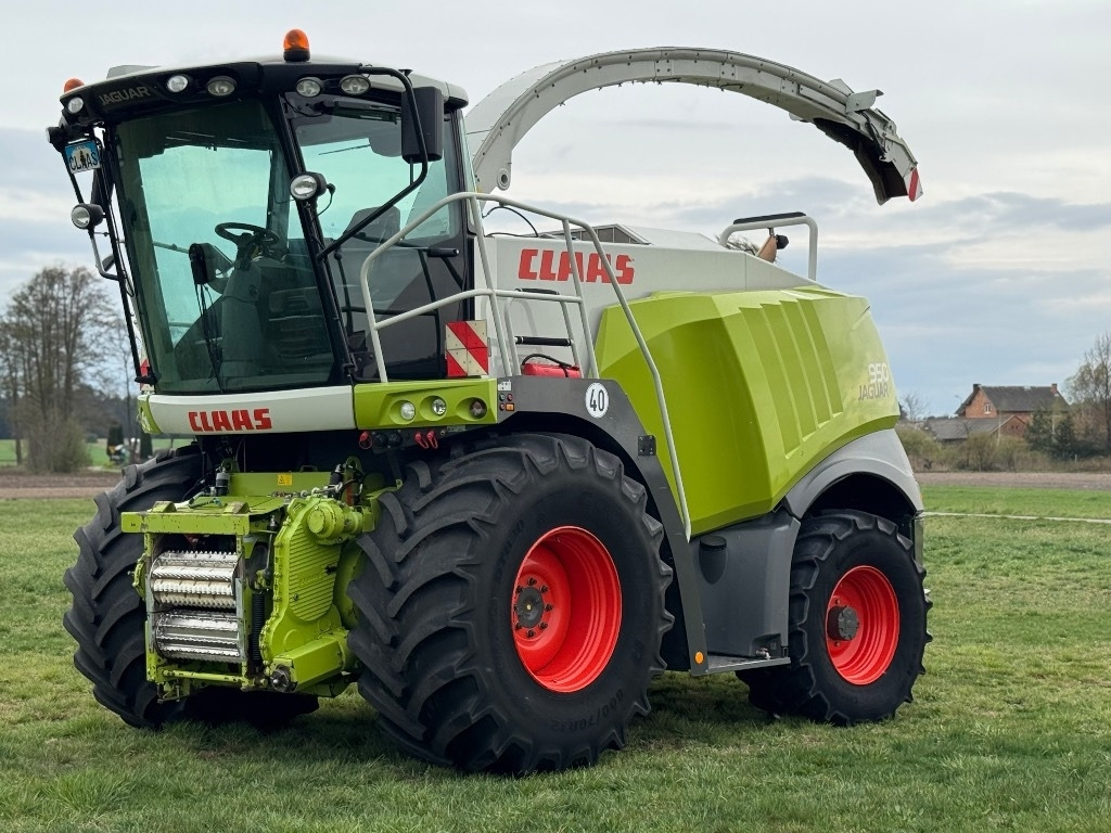 Claas Jaguar 950 Allrad - Feldhäcksler: das Bild 1 Claas Jaguar 950 Allrad - Feldhäcksler: das Bild 1