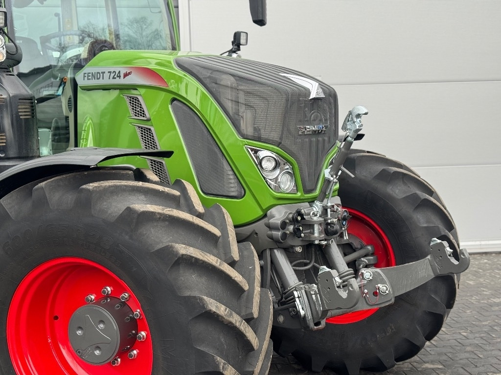 Fendt 724 S4 Profi Plus - Traktor: das Bild 3 Fendt 724 S4 Profi Plus - Traktor: das Bild 3